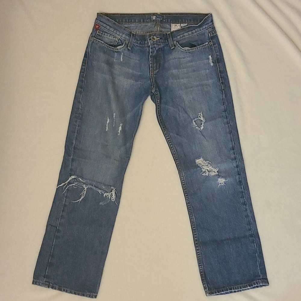 !iT ripped jean capris. Medium wash. 28" waist